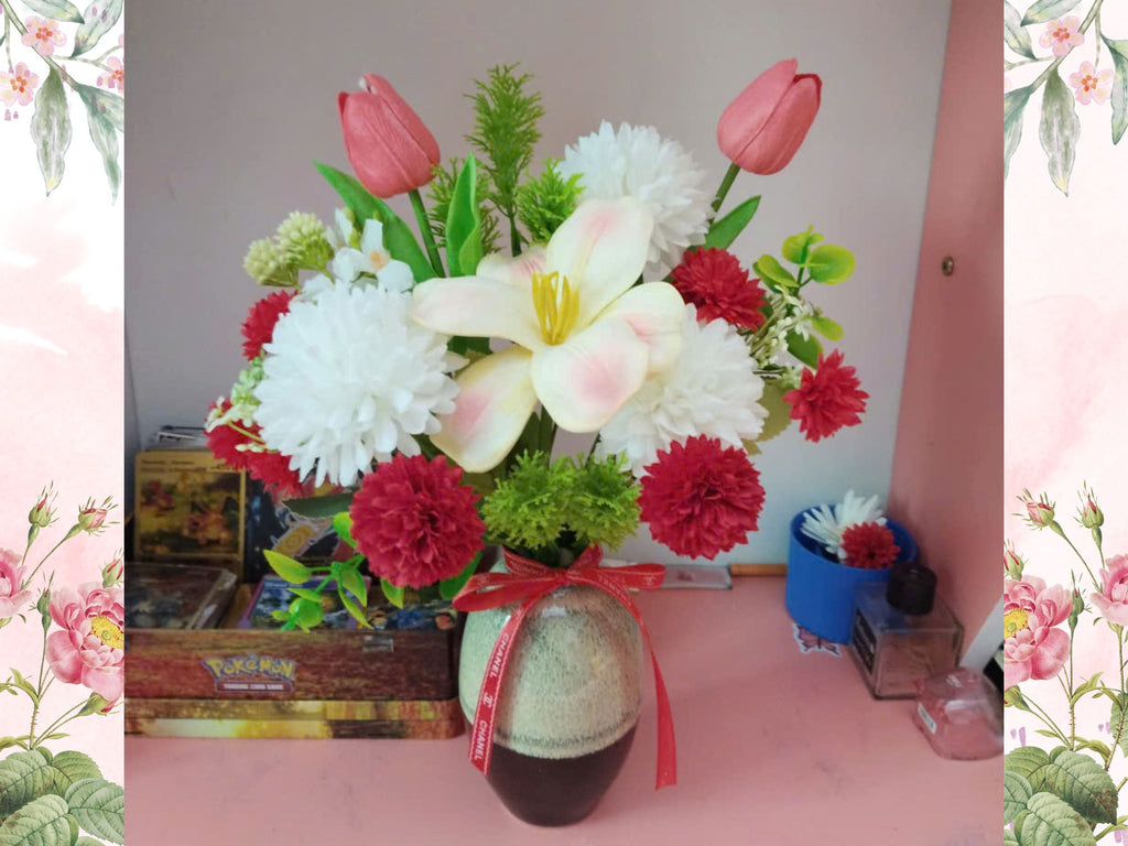 Artistic Silk Flower Display in Reactive Glaze Ceramic Vase – Refined Decorative Accent